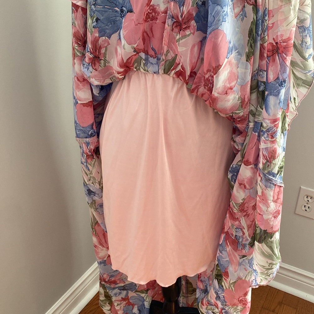 Beautiful Long Dress - Picture 10 of 11